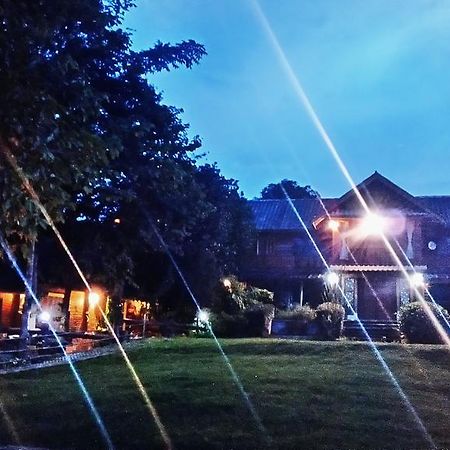 The Local Story Resort Ban Mon Talaeng Exterior foto